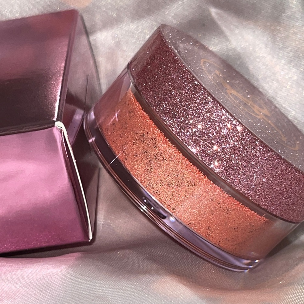 ANASTASIA BEVERLY HILLS Loose Highlighter in Peach Fizz